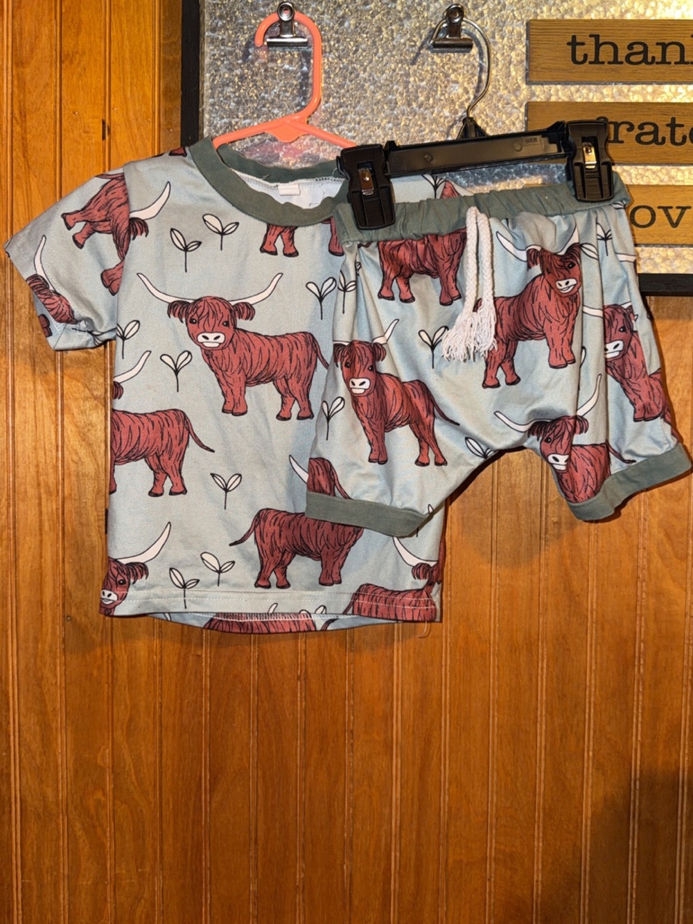 Kids Short Sleeve Pajama Set with Highland Cow Print - Blue Green